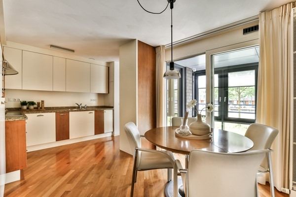 Medium property photo - Ladogameerhof 150, 1060 RE Amsterdam